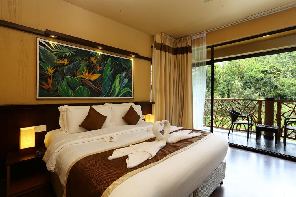 Kofiland Resort Thekkady Exterior photo