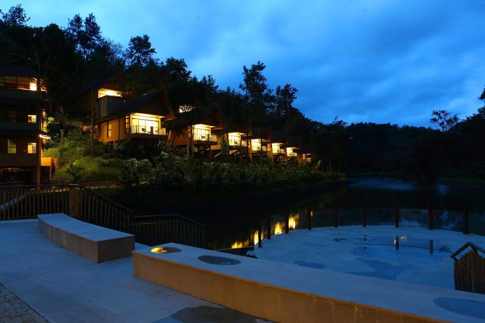 Kofiland Resort Thekkady Exterior photo